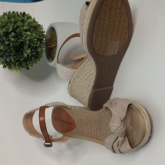 LUCKY BRAND PLATFORM - Picture 3 of 15